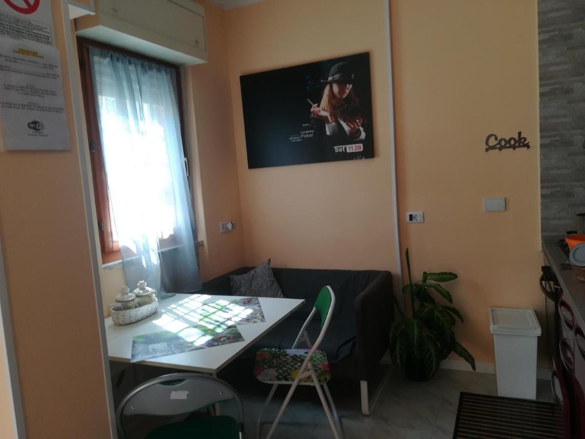 Il Girasole Di Ostia Apartment ภายนอก รูปภาพ